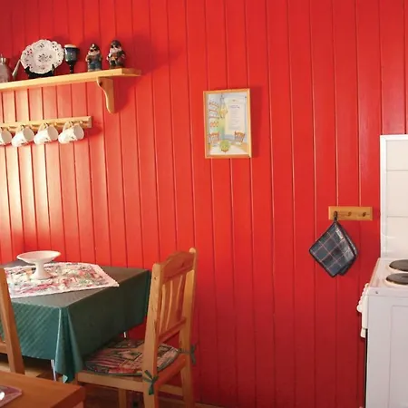 Holiday home 2 Bedroom Cozy In Alvik *
