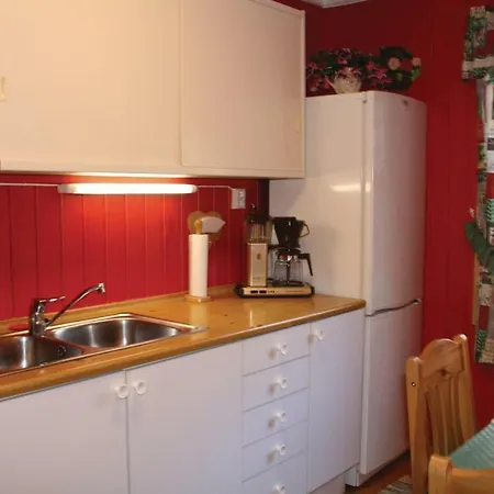 2 Bedroom Cozy In Alvik Ytre Alvik